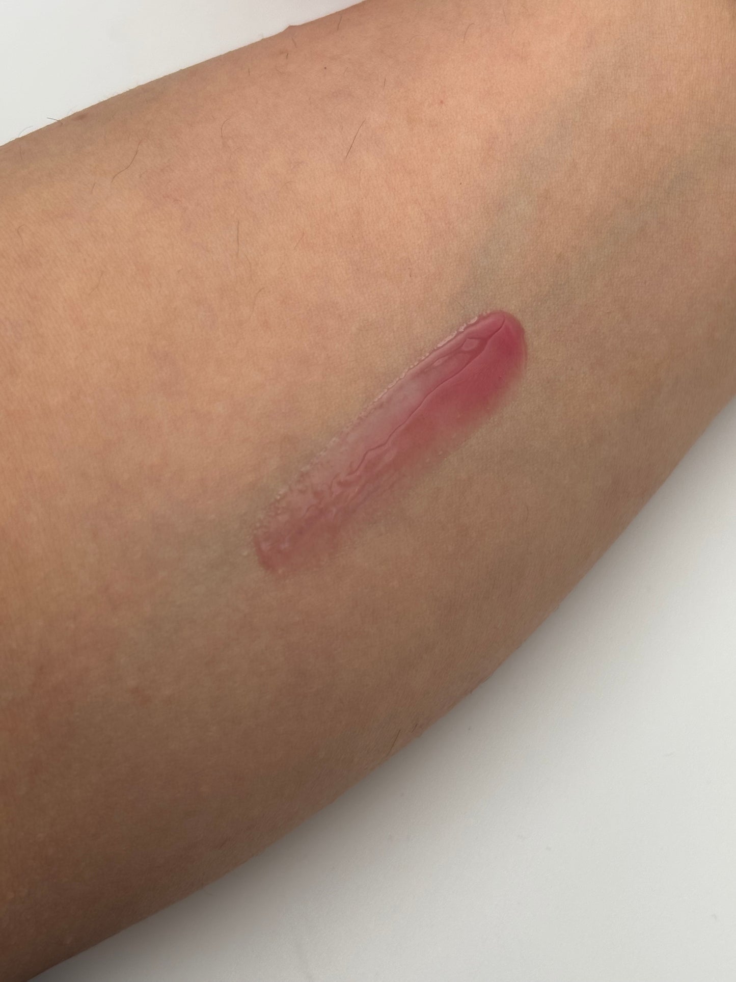 V Cherry - Lip Healing Gloss 6.5mL